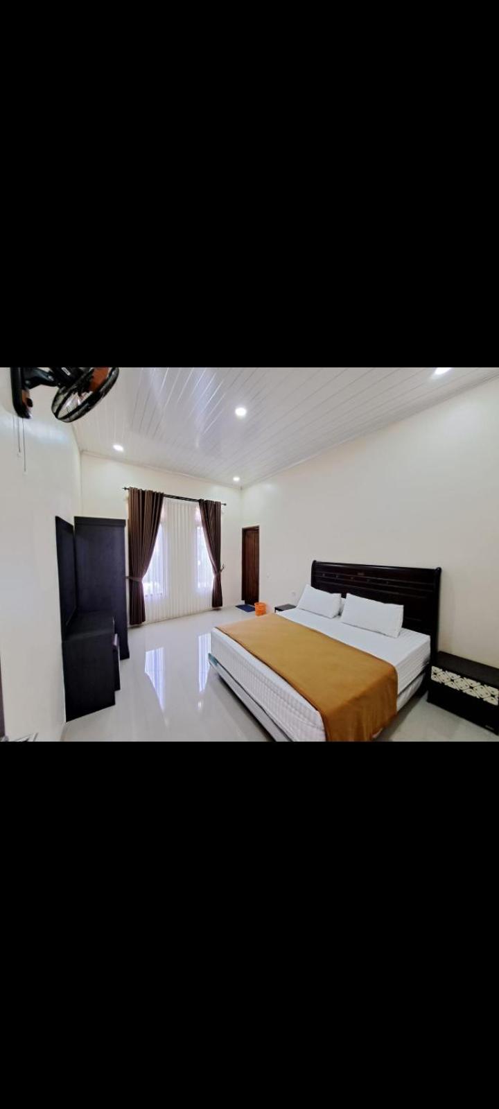 Villa Junior Family Cisarua Exterior photo